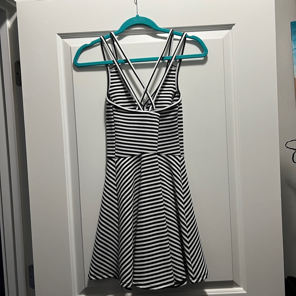 Striped dress - Picture 2 of 2